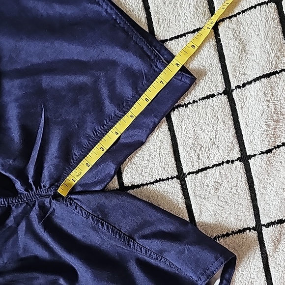 STUNNING BURNSIDE NAVY SWIM TRUNKS - Picture 10 of 10